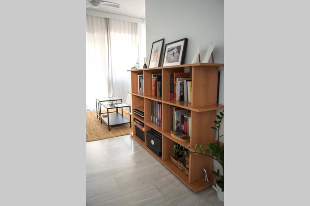 Your Cozy Downtown Home - Apartment لاريسا المظهر الخارجي الصورة