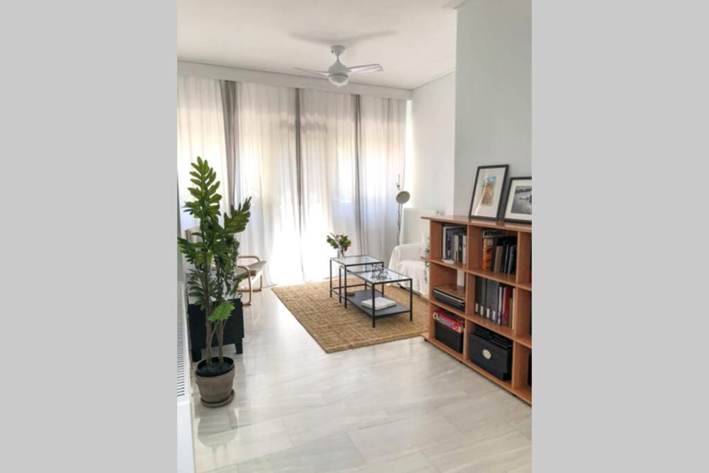 Your Cozy Downtown Home - Apartment لاريسا المظهر الخارجي الصورة